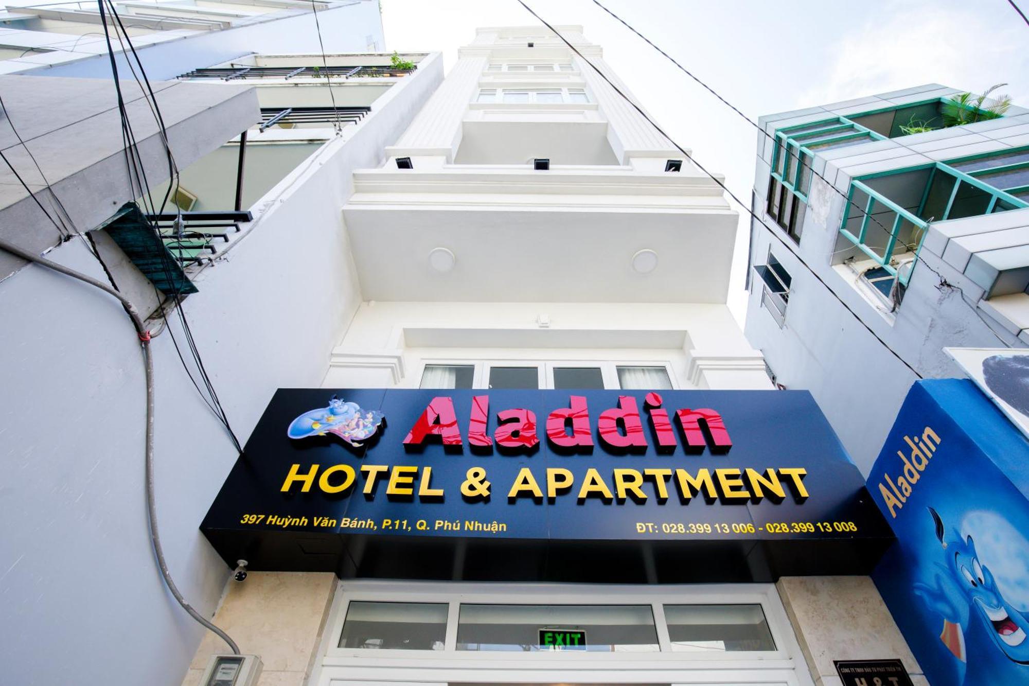 Aladdin Hotel Хошимин Екстериор снимка